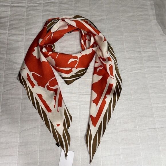Ann Taylor Medium Ivory Bloody Orange Brown White Floral Scarf - Picture 2 of 7